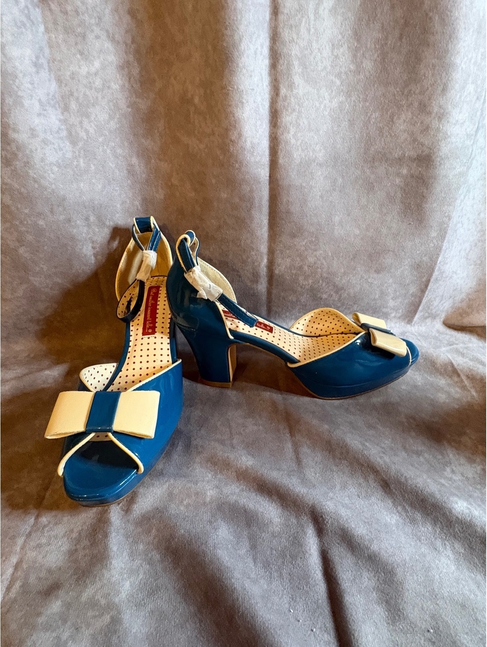 BAIT Footwear Betty Heels Size 7.5 Blue Ivory Bow Peep Toe Retro Pinup